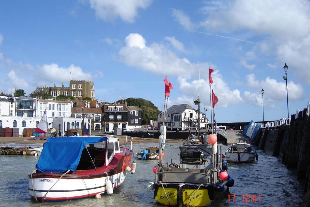 Smuggler'S Cottage Broadstairs Exterior photo
